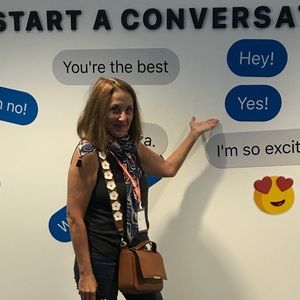 Meet your Posher, Julia